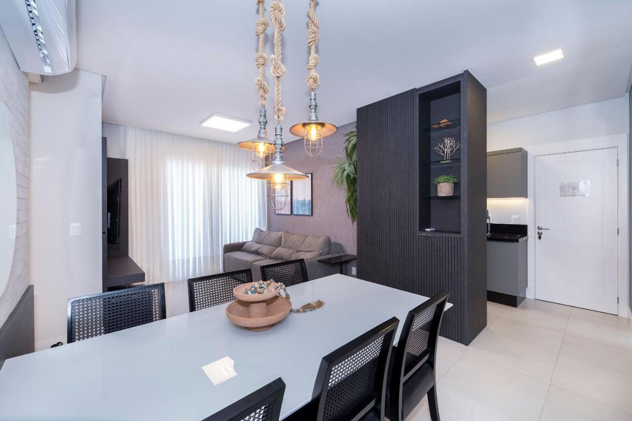 Adra 301 - Apartamento No Centro De Bombinhas - Rooftop Com Piscina E Academia - A Poucos Metros Da Praia - Luaran gambar